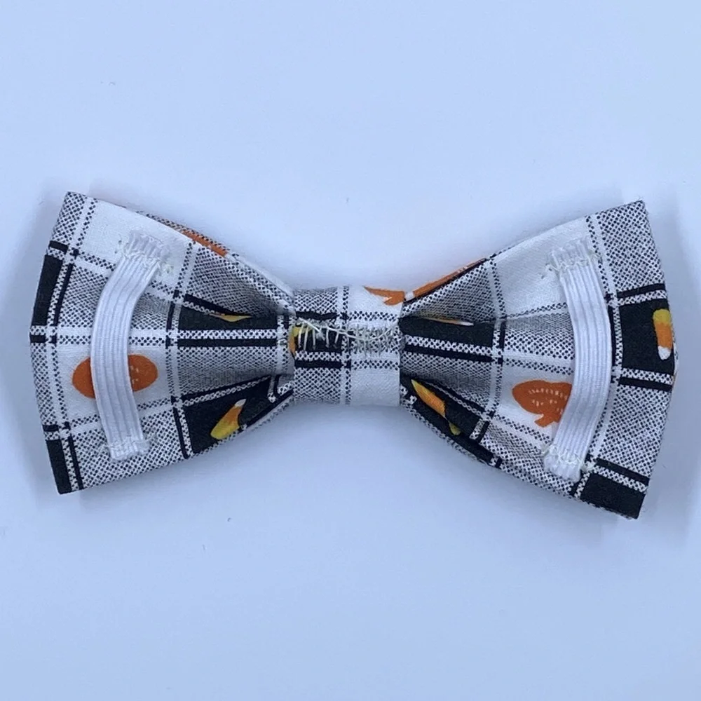 Pet Bowtie in Candy Corn & Pumpkins Halloween